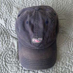 🔵Vineyards Vines Hat